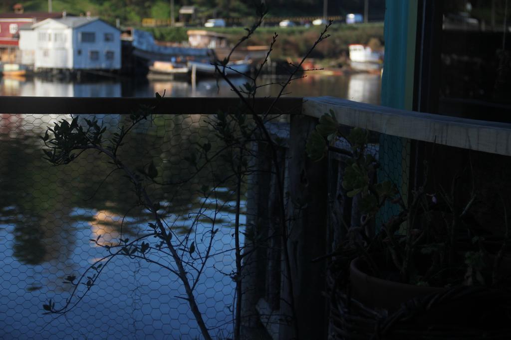Palafito Hostel Chiloe Castro Εξωτερικό φωτογραφία